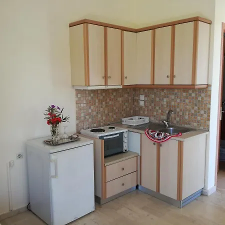 Panagiotis I & Ii Stds And Apts Lägenhet *