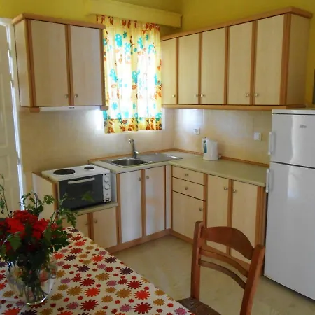 Panagiotis I & Ii Stds And Apts Lägenhet
